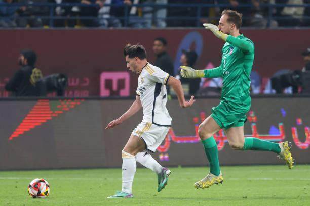 1704934024877013512.jpg 1915740763-612x612.jpg